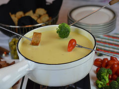 <strong>Swiss Cheese Fondue</strong>